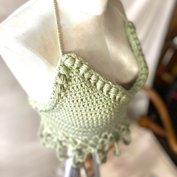 CROCHETED LIGHT GREEN FESTIVAL OR SWIM TOP - Picture 5 of 13